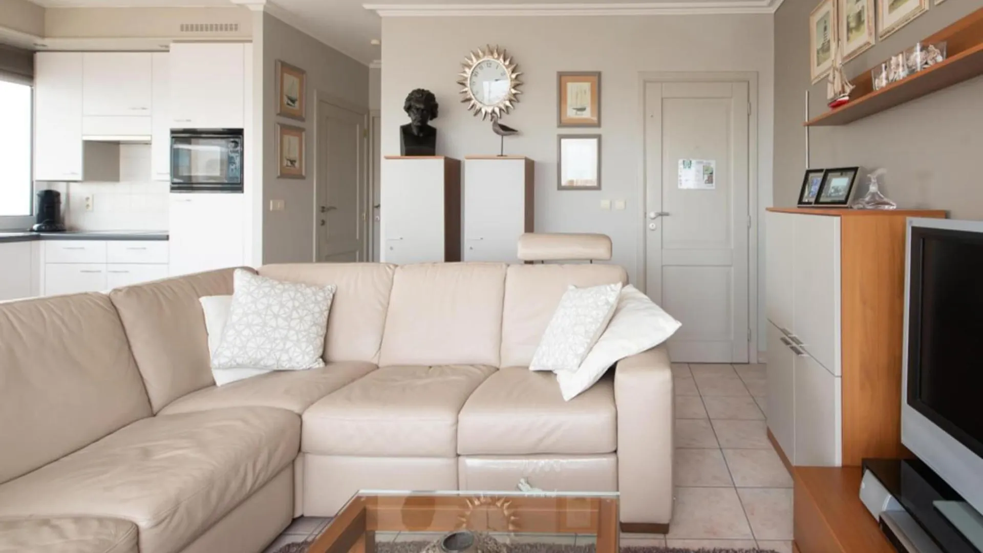 Beautiful Apartment With View Ostend 0*,