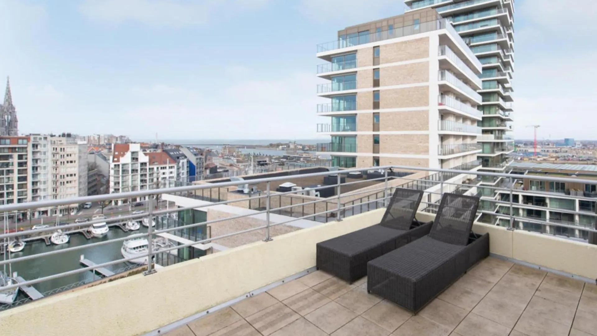 Beautiful Apartment With View Ostend