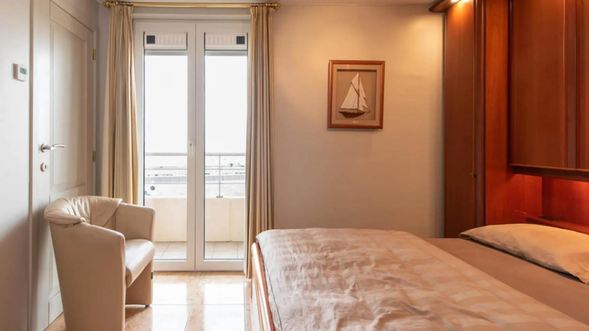 Beautiful Apartment With View Ostend