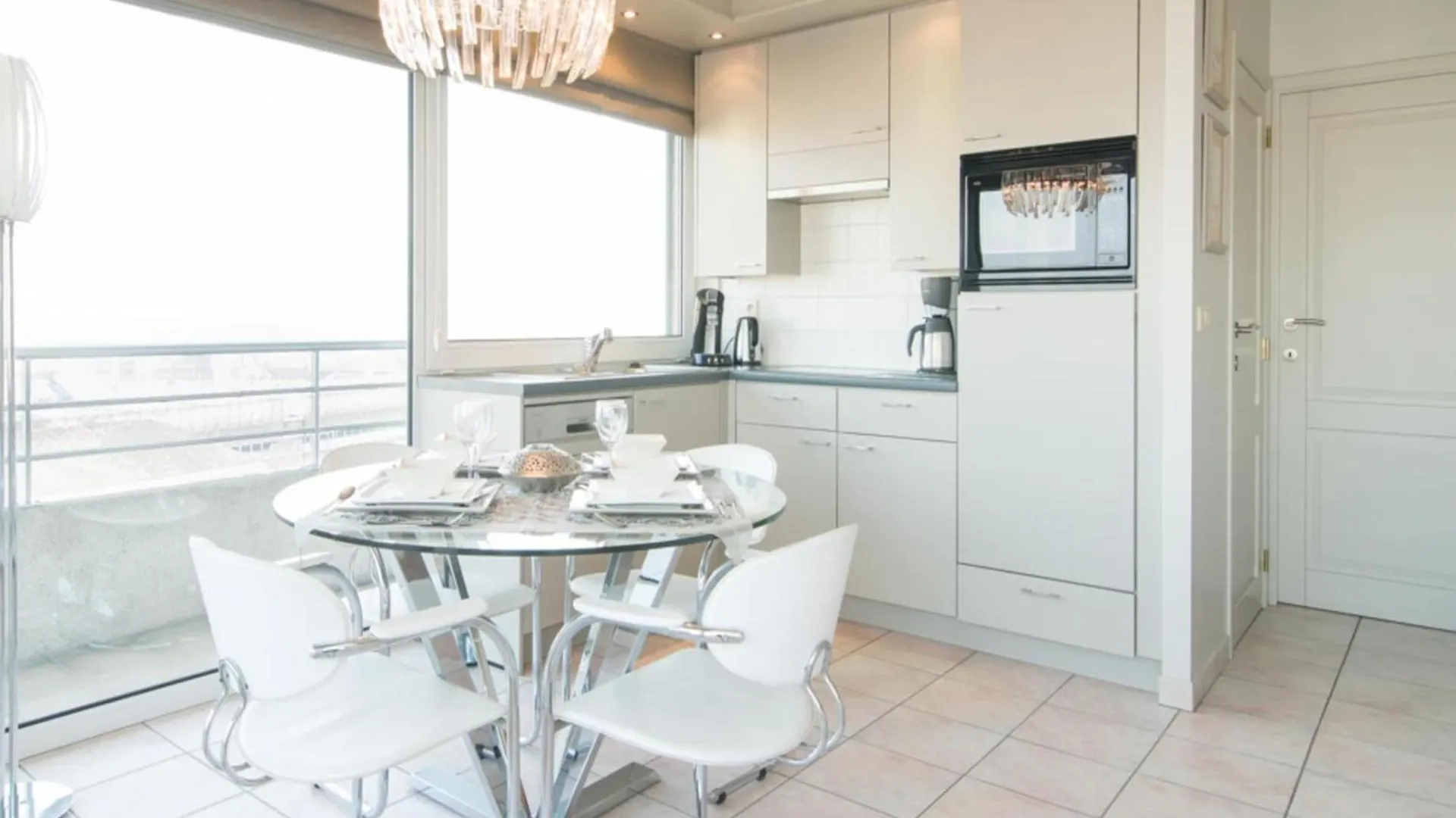 Beautiful Apartment With View Ostend